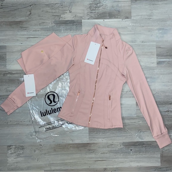 Lululemon SET Jacket/Short Combo - Picture 1 of 1